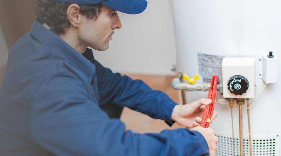 Local water heater installation in Hampton, TN